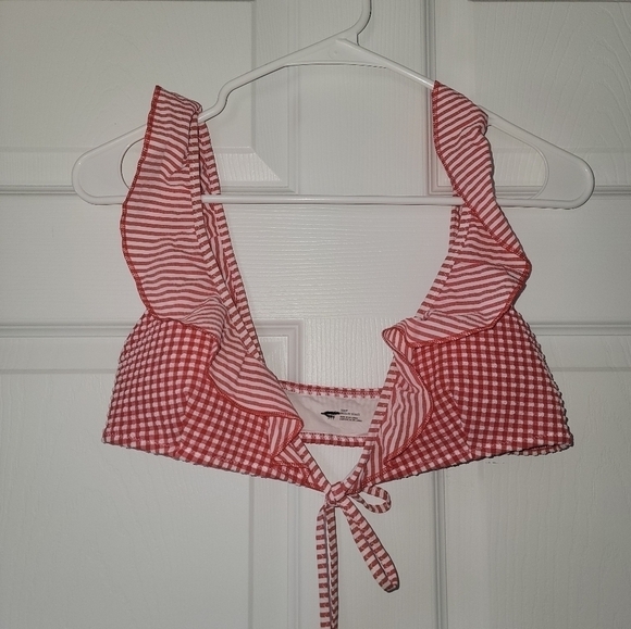 Aerie Scoop Wrap ruffle bikini top in Red gingham - Picture 5 of 7
